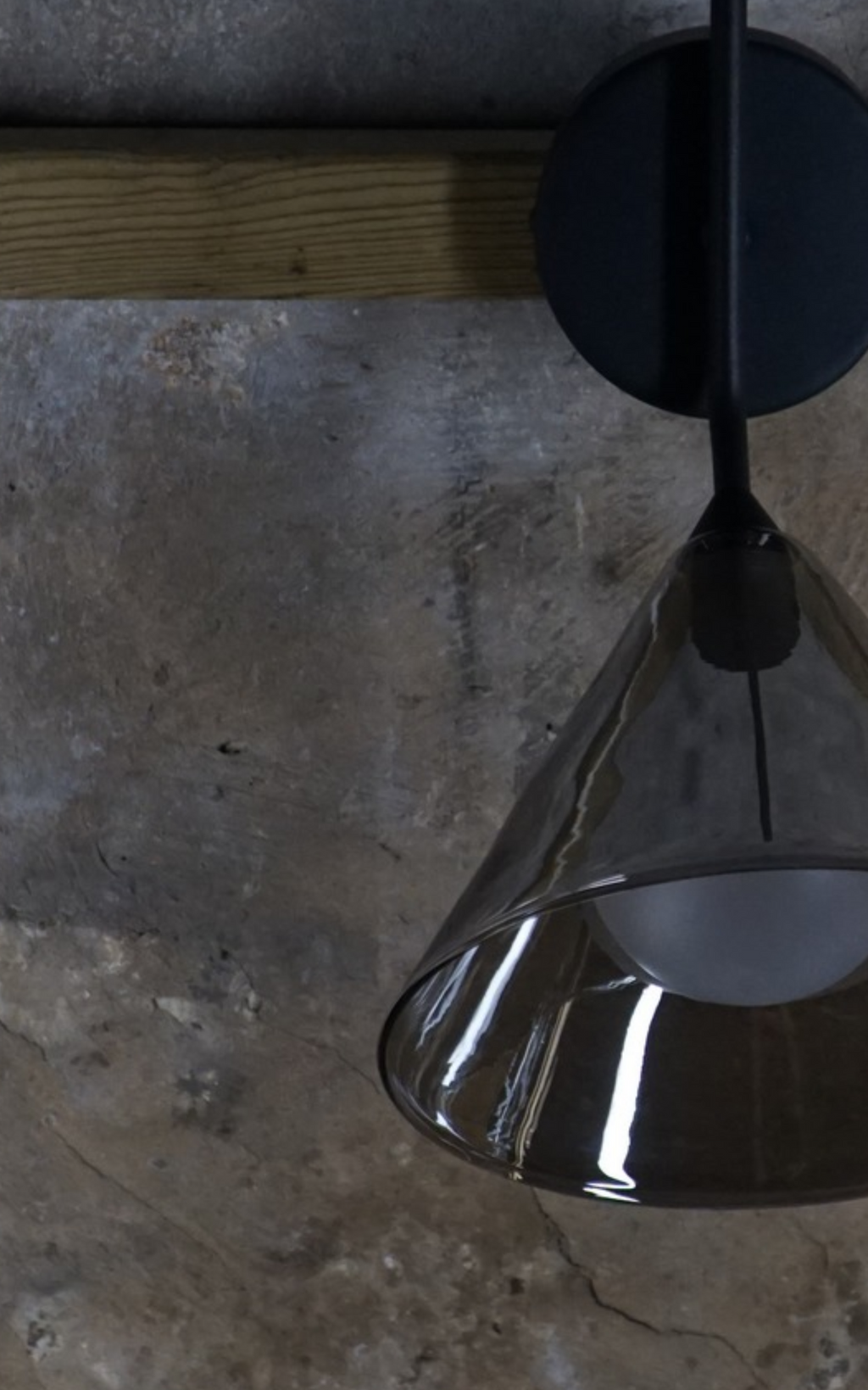 Salvino Smoke Wall Light