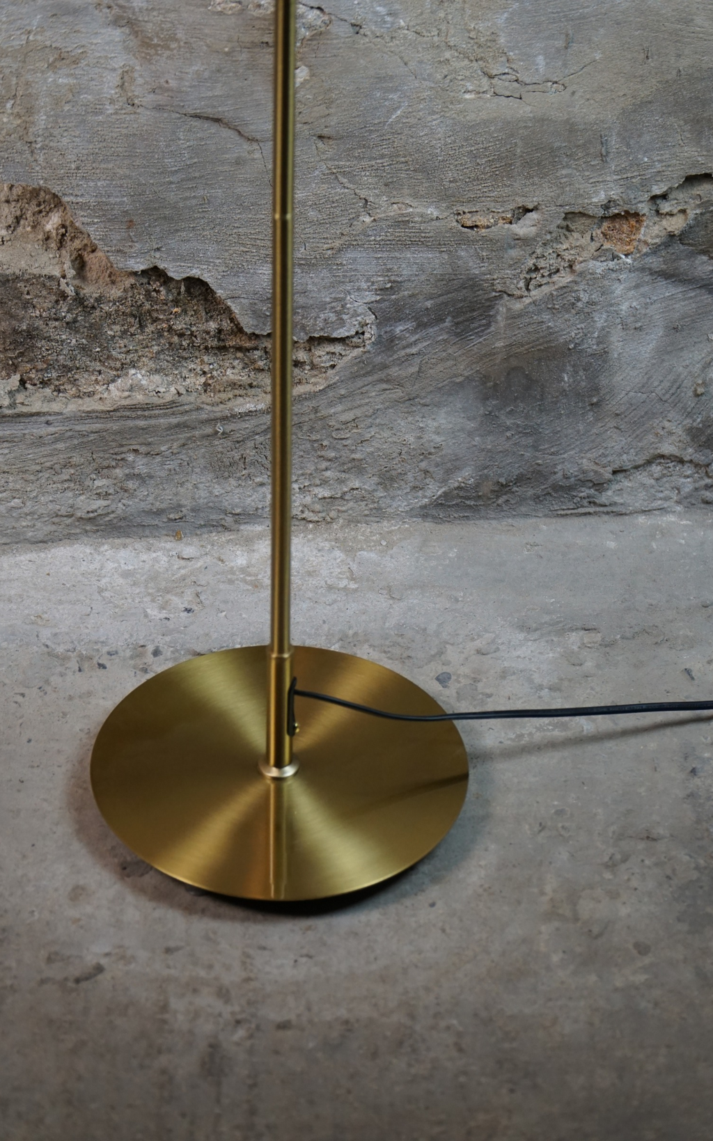 Salvino Clear Floor Lamp