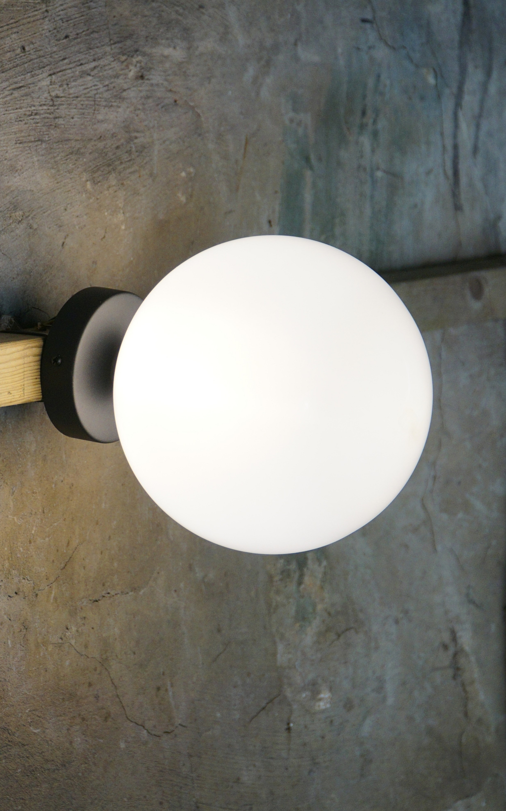 Valentina 20 Opal Wall Light