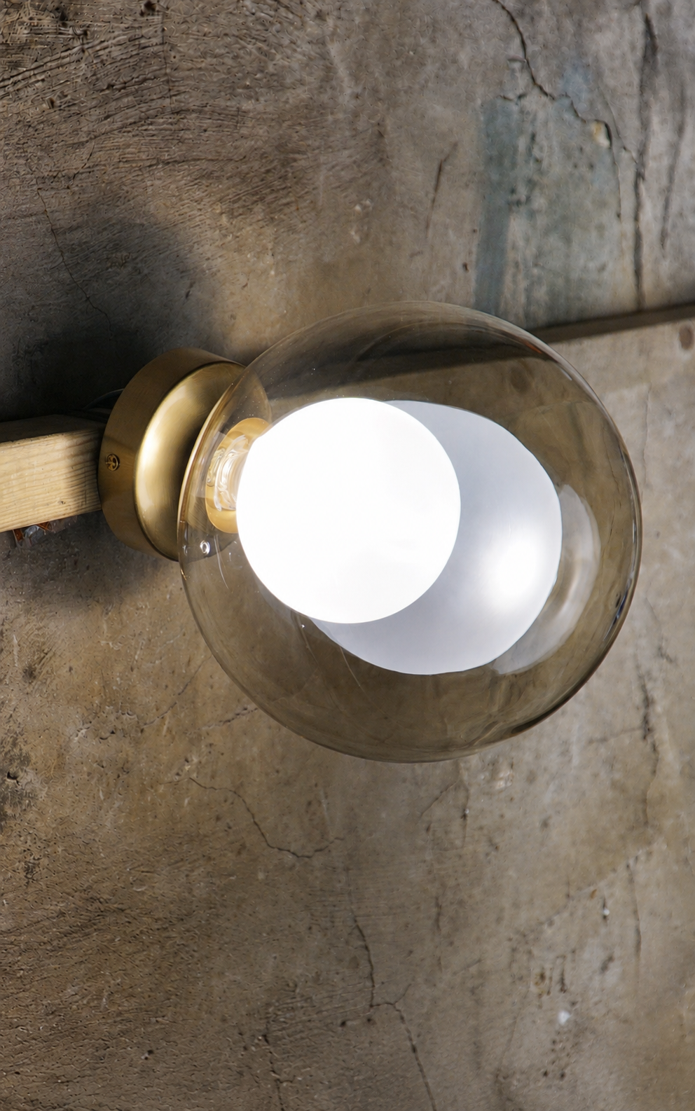 Valentina 20 Cognac Wall Light
